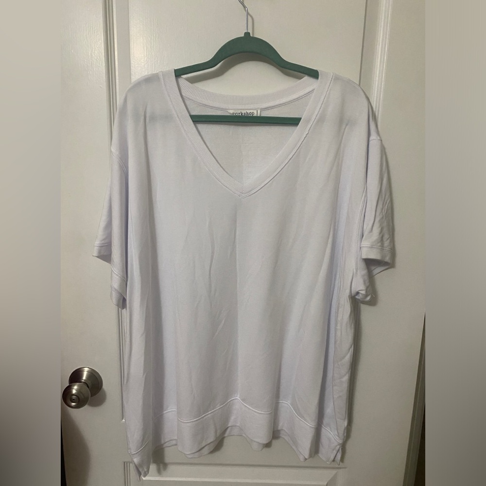 Women’s workshop white tee
